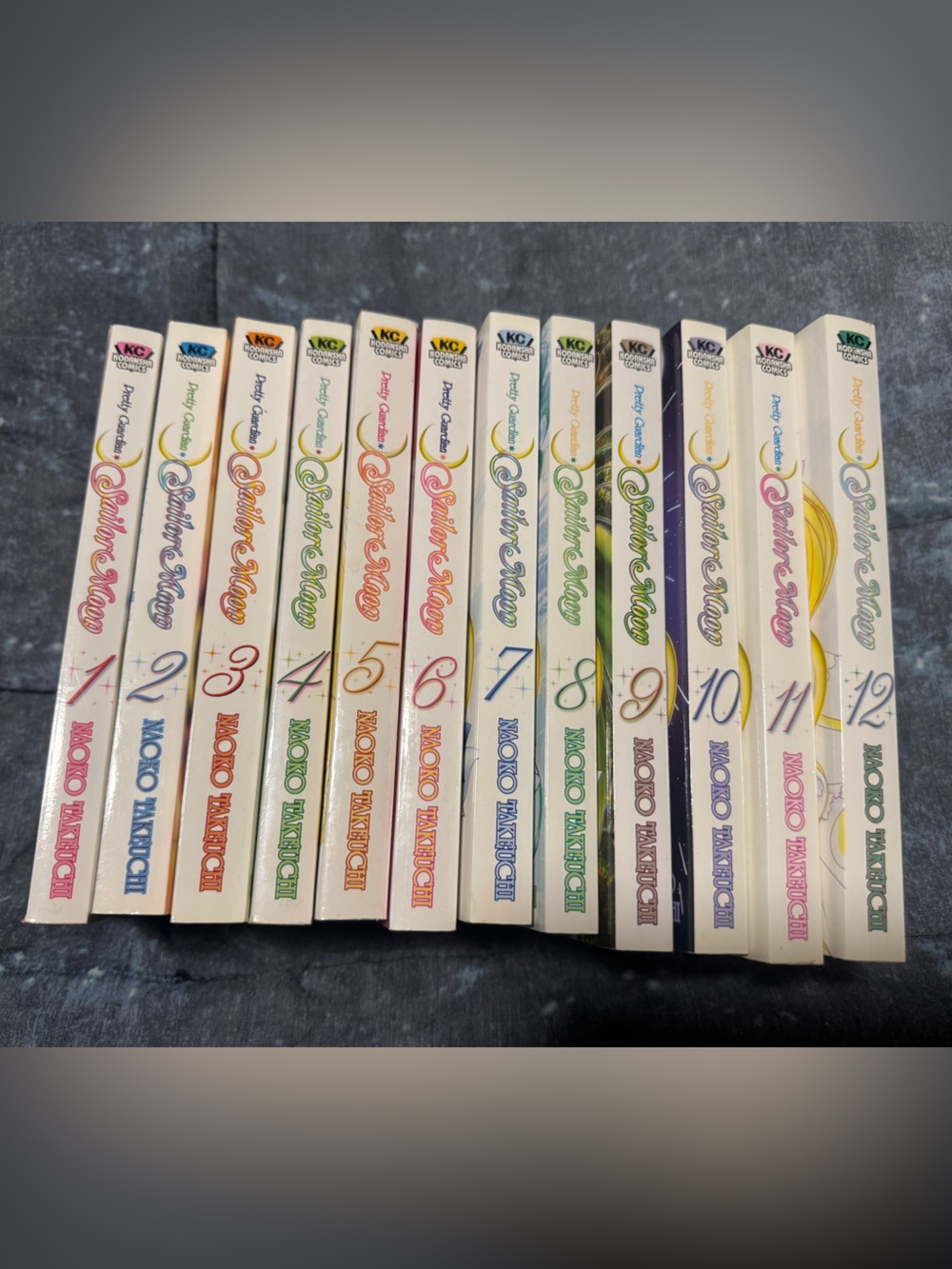 Sailor Moon Collector manga Set - Assorted Pastel Spines